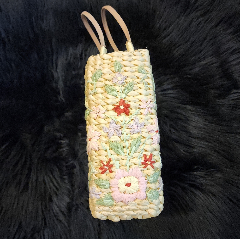 Vintage Boho Woven Straw Tote Bag with Embroidered Floral Accents